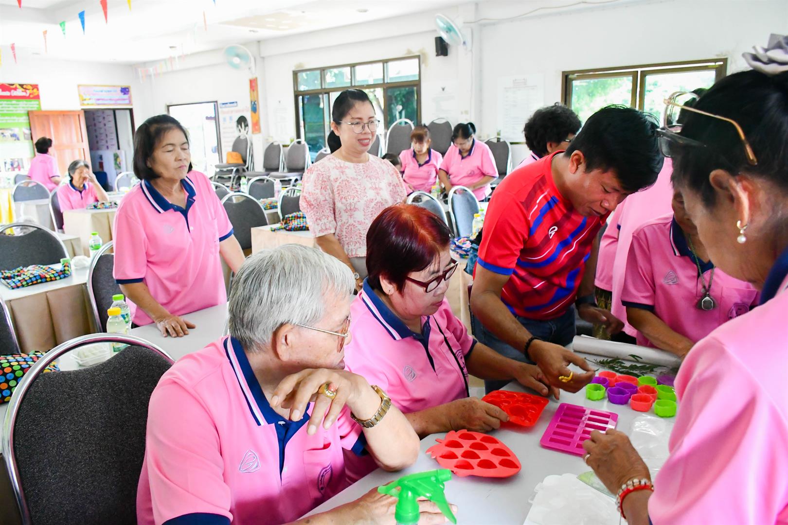 School of Education activity promoting community and local wisdom products for the BCG economy
