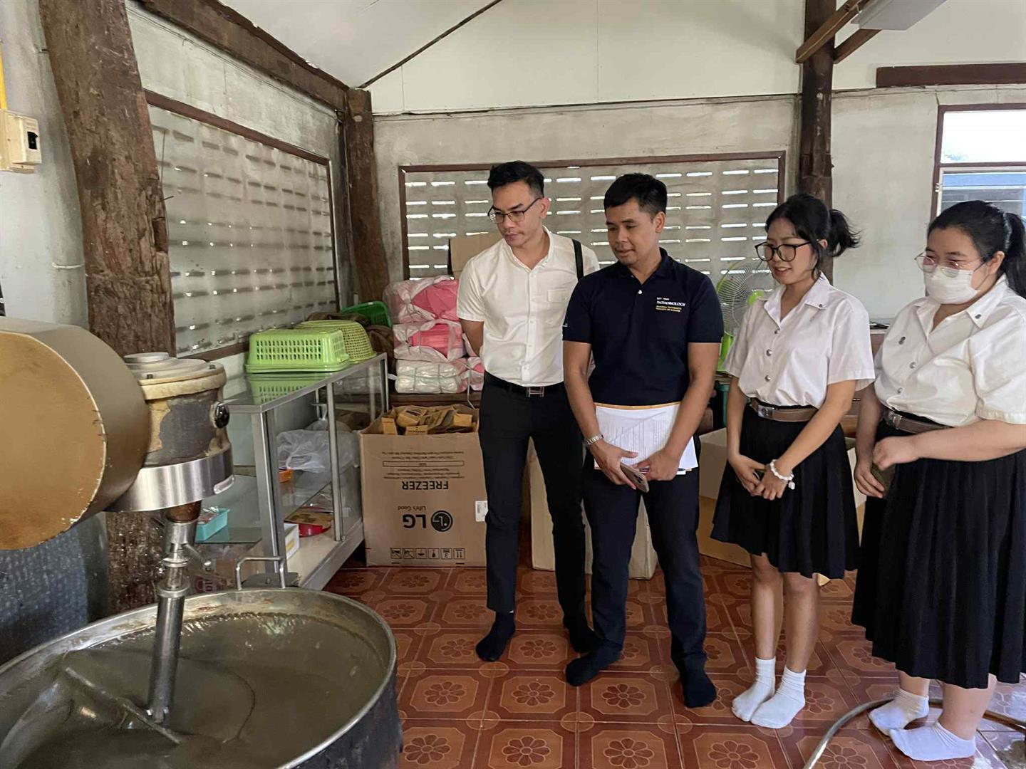 UP researchers and students developing Healthy Colored-Rice Kalamae with the local community