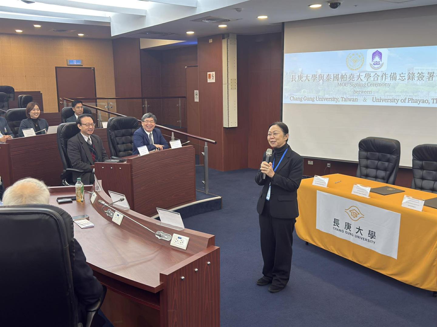 Speaker session at the Mini-Symposium and Research Networking Session with Chang Gung University