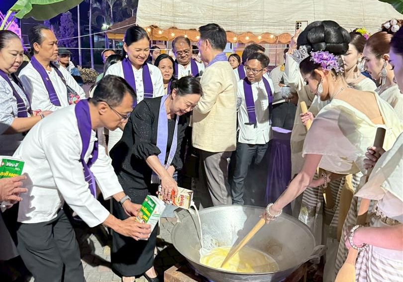 Sacred rice stirring ceremony during the Tan Khao Mai Sai Bat Luang Ceremony 2026